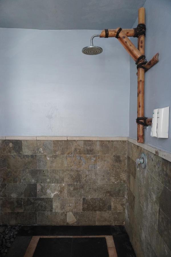 Kushak Bungalow Джили Трауанган Екстериор снимка